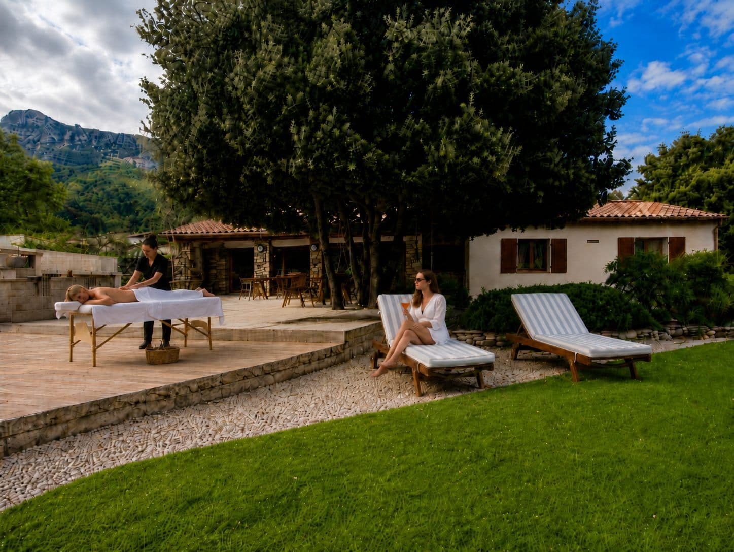 Massage en terrasse face au jardin du Mas